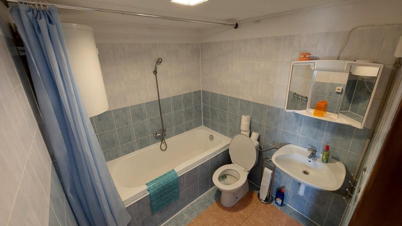 Ubytovani Pod Hradbami Nove Mesto nad Metuji Exterior photo